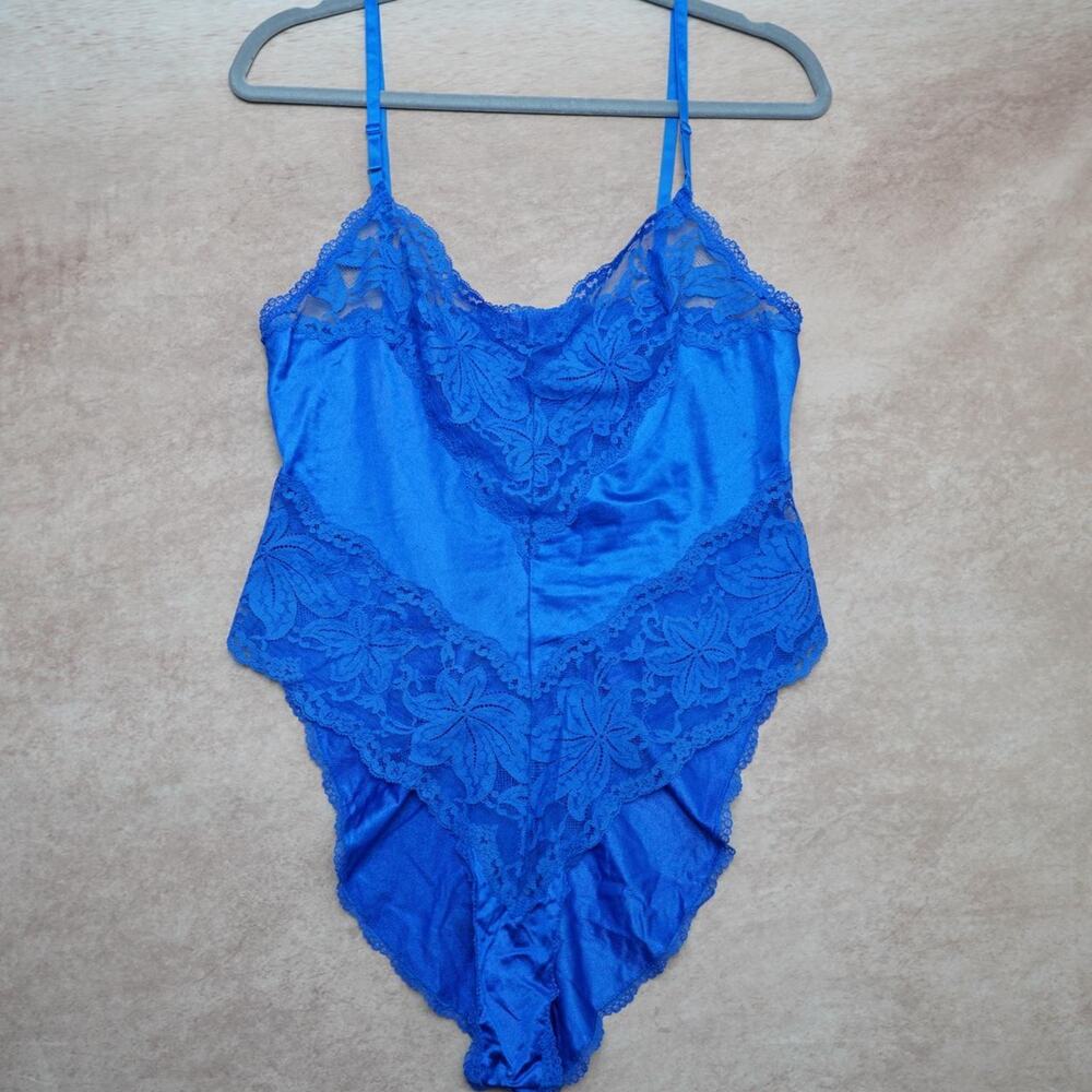 Vintage Vanity Fair Royal Blue Lace Satin Teddy Bodysuit Small